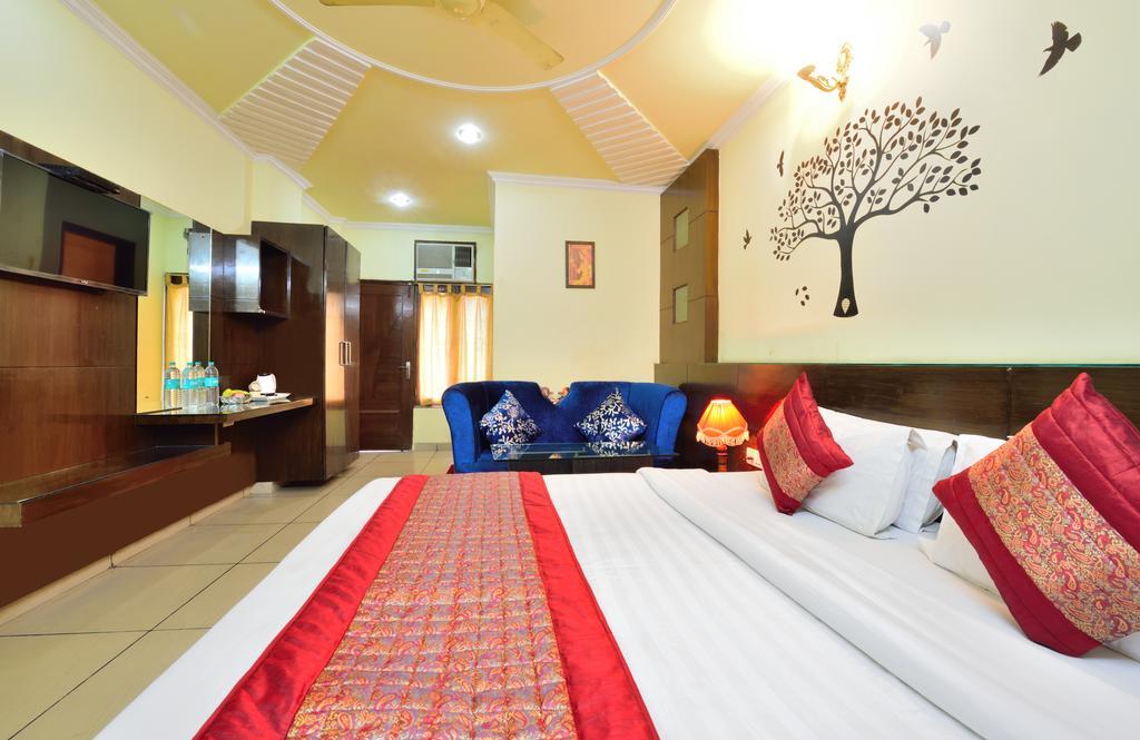 Centra Inn New Delhi Exterior photo