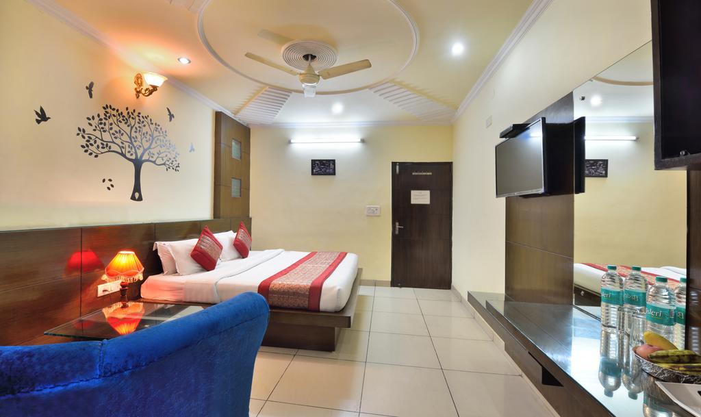 Centra Inn New Delhi Exterior photo