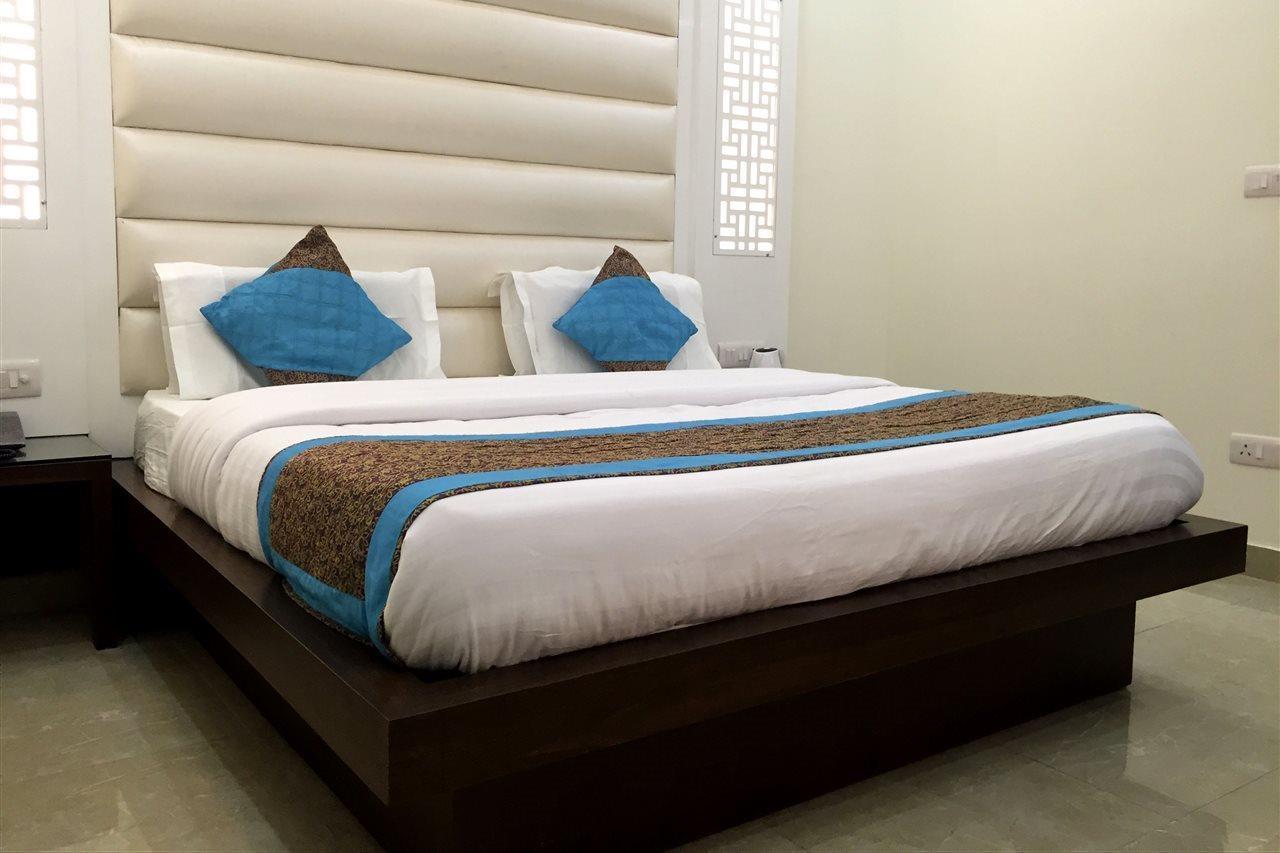 Centra Inn New Delhi Exterior photo